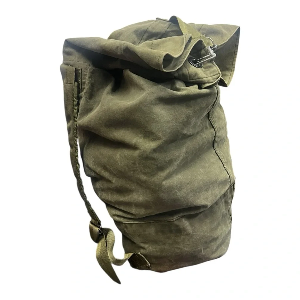 🎒 Vintage Military-Style Canvas Rucksack Backpack |‎ Olive Drab